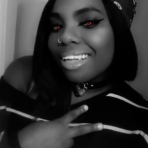 Meet your Posher, Devan